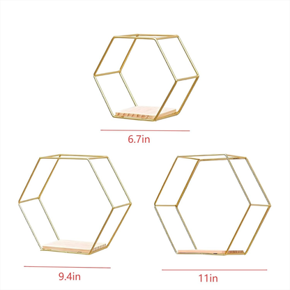 Lyra – Tredelat set med hexagonala vägghyllor i guld och trä